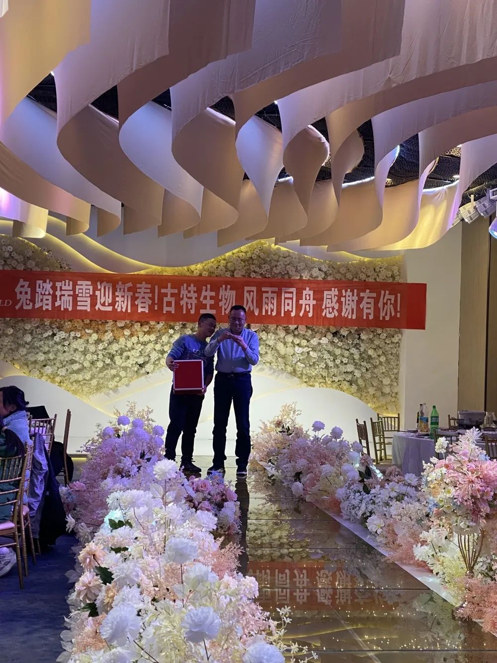 愿我們2023年乘風(fēng)破浪，行穩(wěn)致遠(yuǎn)